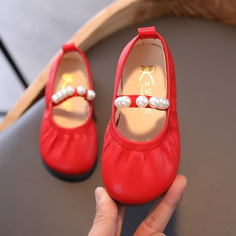 туфли Kid Little Leather Shoe 2023 Spring New Girl Princess Shoes Fashion Shallow Mouth Baby Shoes Soft Sole Girl Shoe Kid Shoes 2