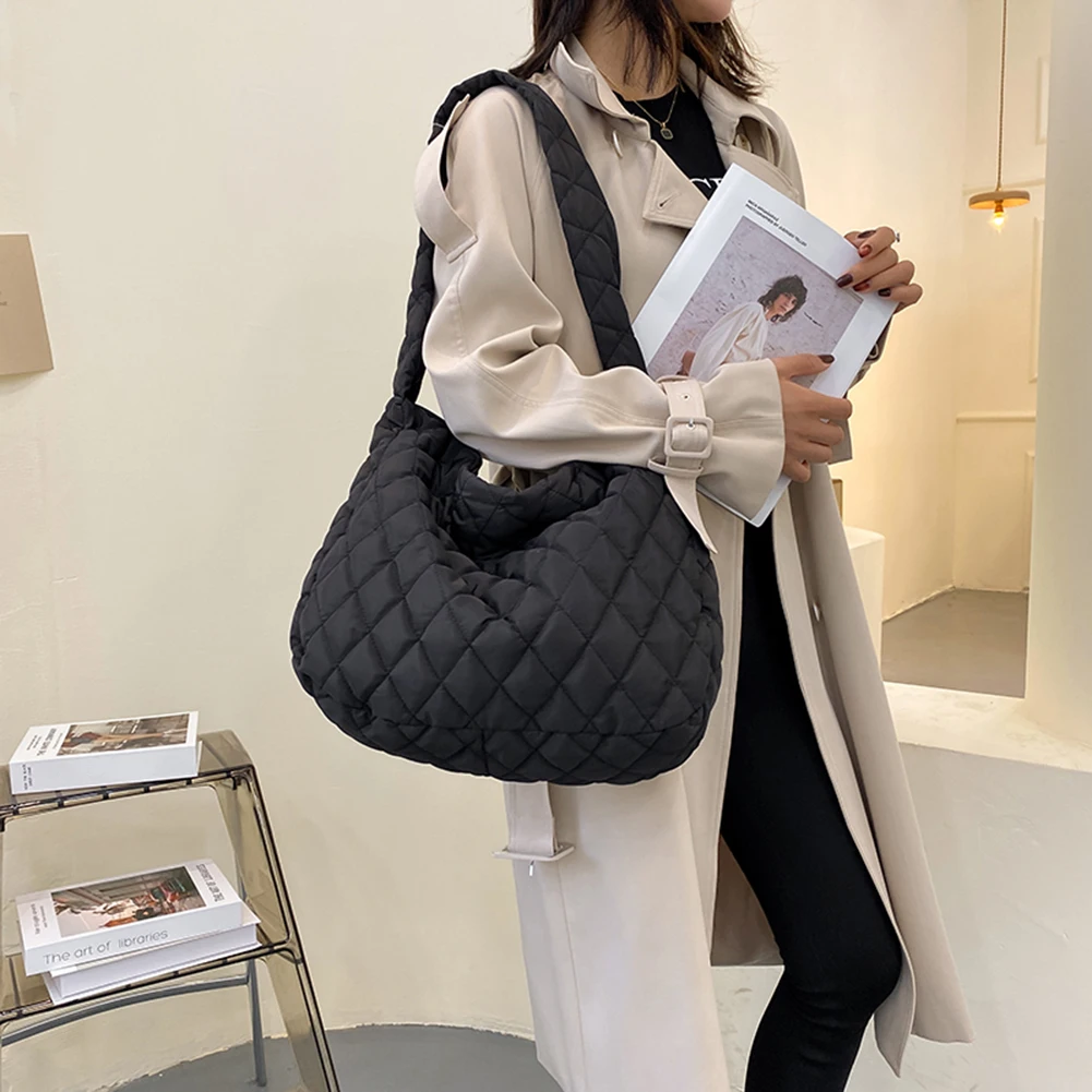 Casual Soft Female Shopper Bag Lady Winter Solid Color Cloud Quilted  Shoulder Bag Female Large Crossbody Bags