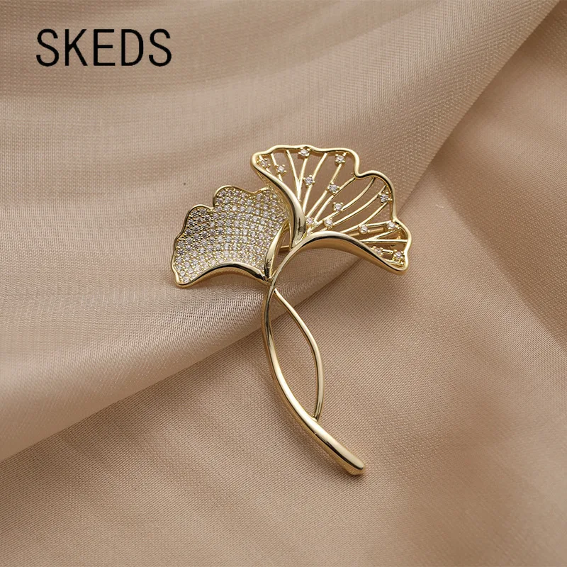 Spille Retrò Eleganti Foglia Di Ginkgo Per Le Donne Spille Fiore Festa Di Nozze Pin Moda Bijouterie Broche Femme Bijoux De Luxe