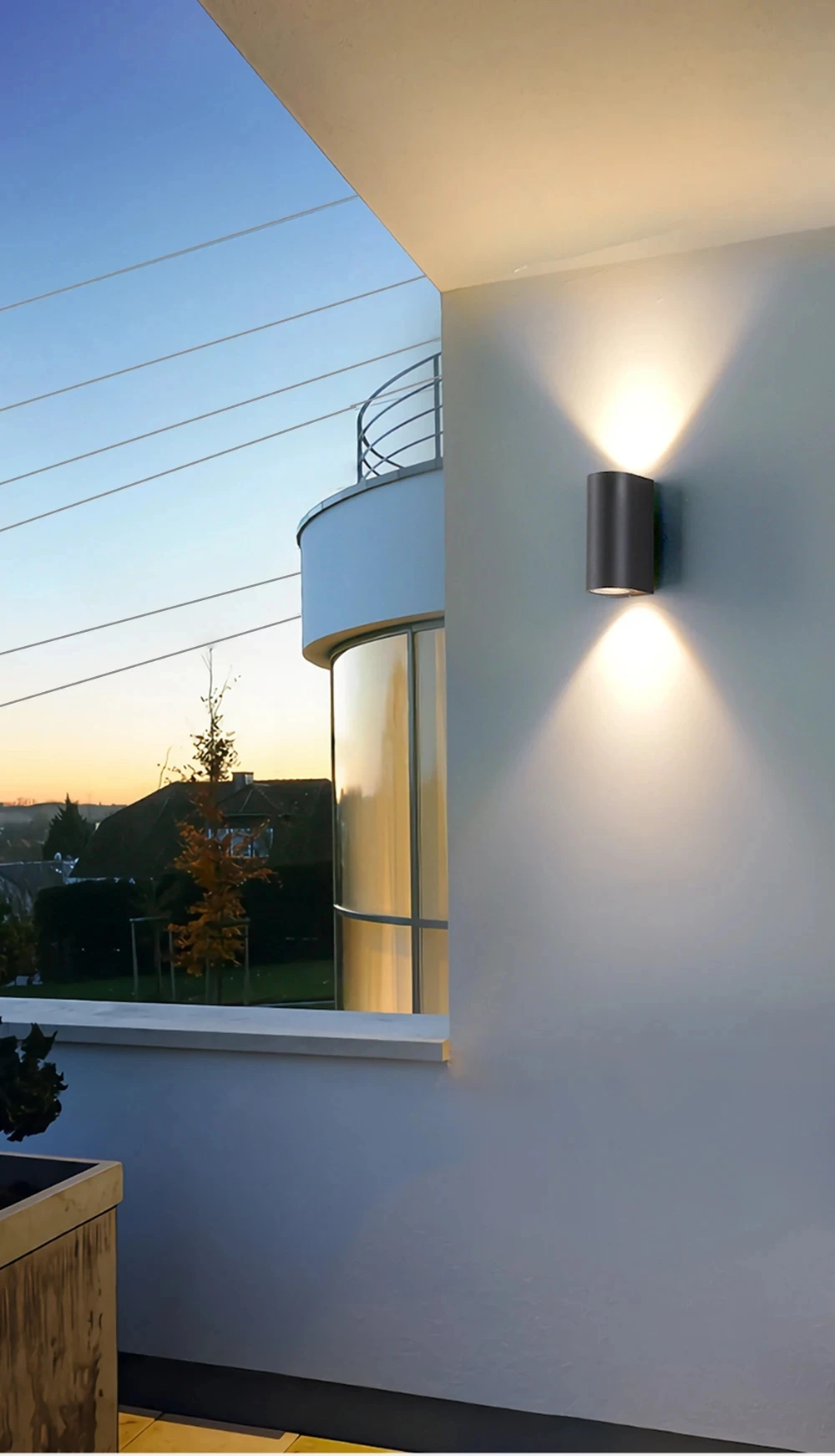 Waterproof Indoor/Outdoor LED Up-Down Wall Lamp - 5W/10W Surface Mounted Cube Light