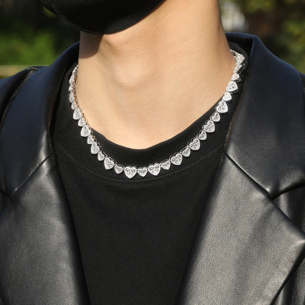 UWIN Baguettecz Heart Necklaces for Women Iced Out Big&Small Heart CZ Choker Fashion Jewelry for Mothers' Day