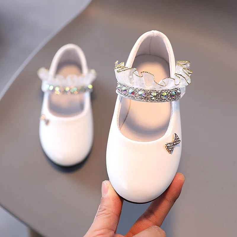 

Girls Princess Crystal Shoes New 2023 Spring Autumn Non-slip Performance Party Leather Shoes Children's Fashion Flats Shoes