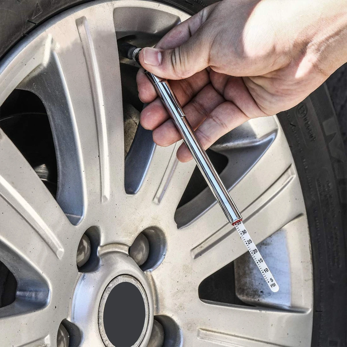Pencil Tire Pressure Gauge Portable 2 Zinc Alloy Air Pressure Gauge 5-50PSI 0.5-3.5BAR Not Rusting Pen Tire Gauge for Cars Bikes 6