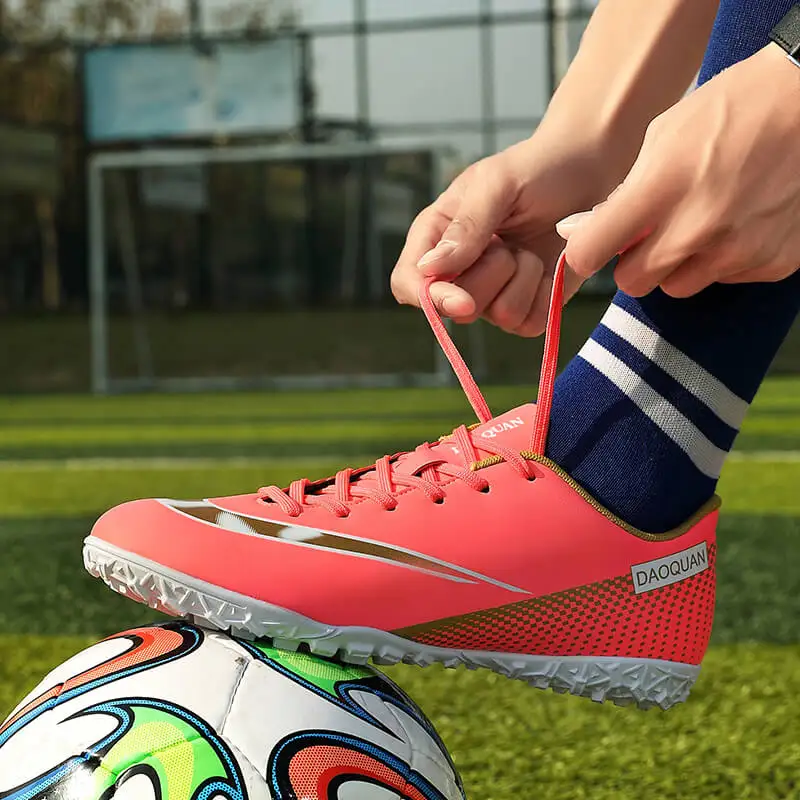 Turf Shoes Men Hard Court Youth Soccer Cleats Ultralight Women Football Boots Anti Skid Big Size TF Chuteira football shoes