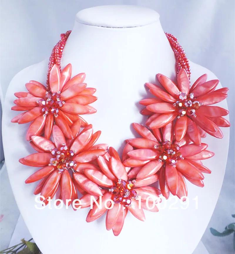 

Handmade Crystal Shell Flower Necklace, African Wedding Jewelry Beads