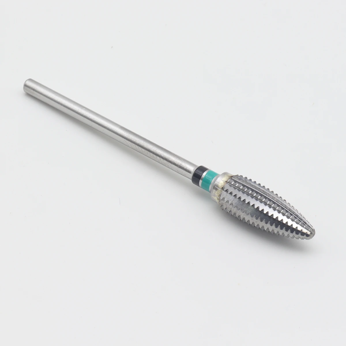듀얼 컬러 블랙 그린 카바이드 네일 드릴 비트 ? 아크릴 제거, 젤 폴리쉬 및 네일 쉐이핑용 샤프 텅스텐 네일 비트 (왼쪽/오른쪽)
