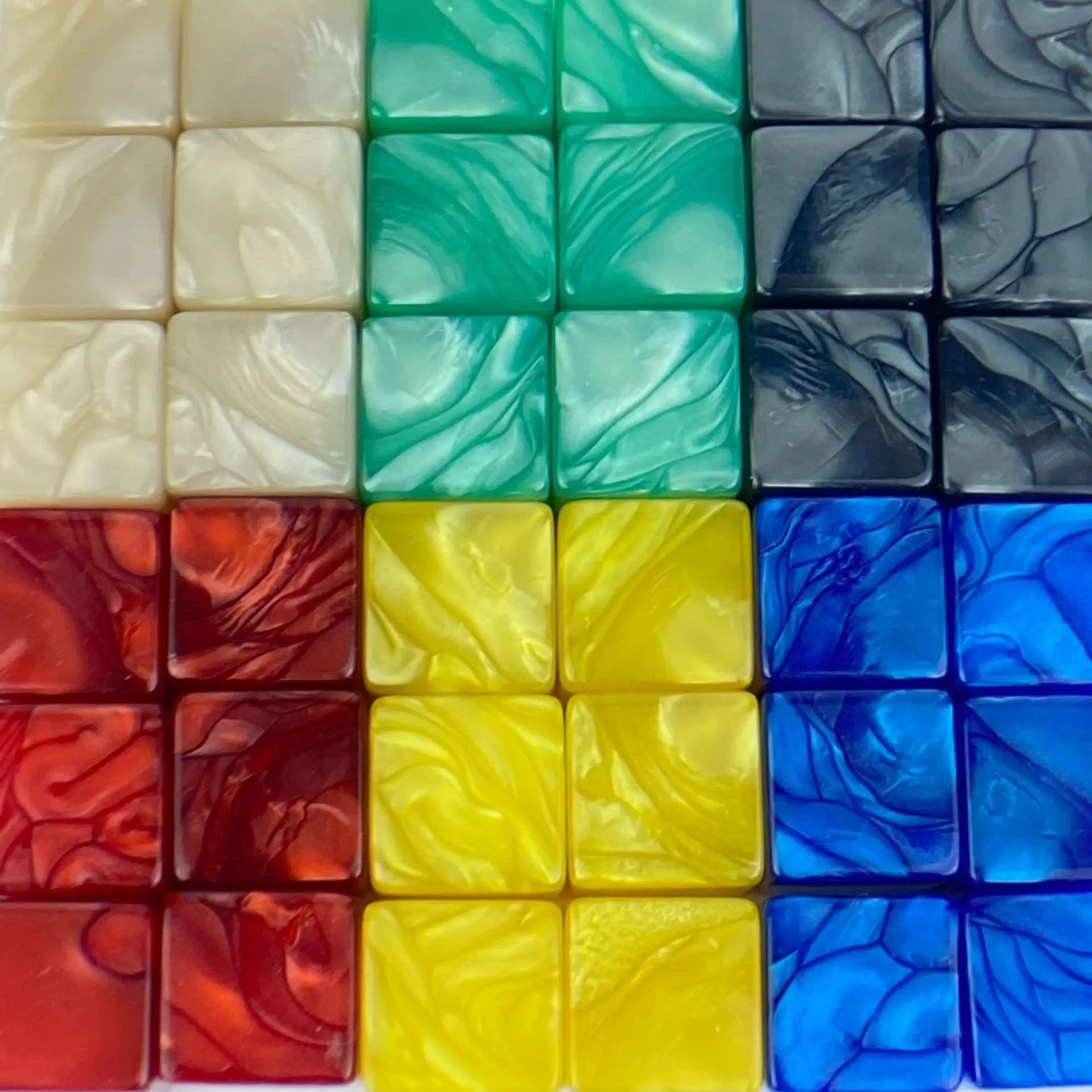 Set of 10 Pearl-Patterned Colorful DIY Dice