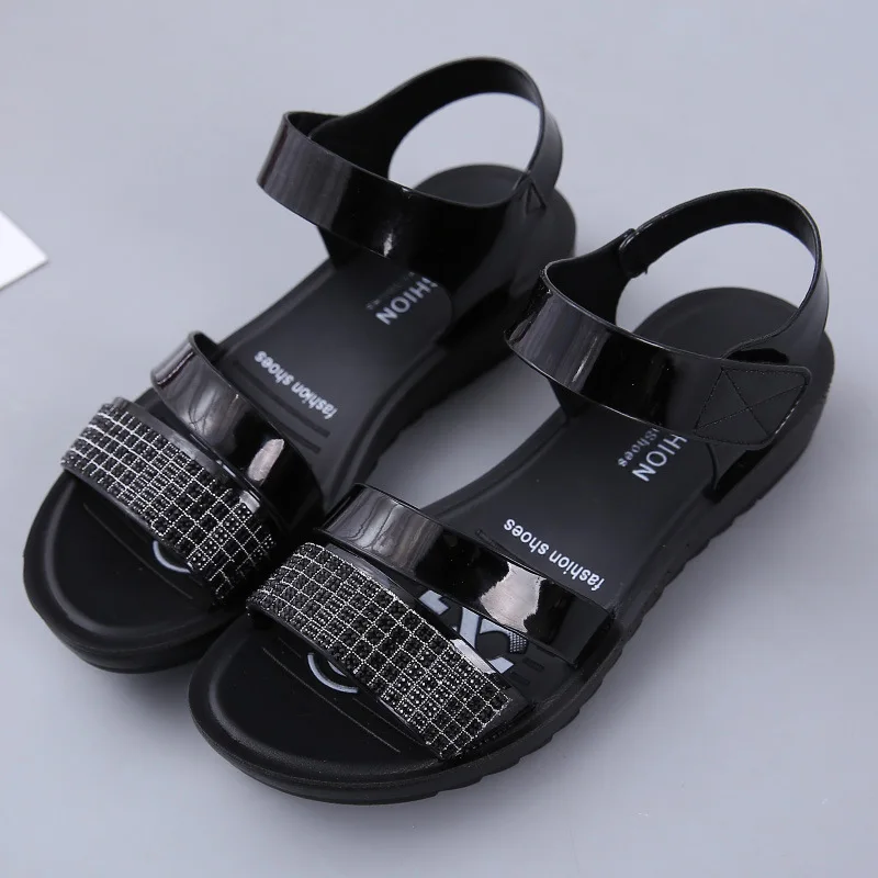 Summer New Mother Shoes Flat Sandals Women Aged Leather Bottom Fashion Rhinestones Sandals Comfortable Old Shoes Rome Sandals
