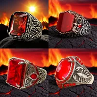 Exotic Scorpion Pattern Alloy Diamond Ring Stylish Retro Cool Design Red Zircon Ring for Men Fashionable Hand Jewelry