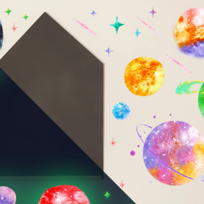 Luminous planet star sticker living room bedroom children's room decoration fluorescent wall sticker for childen bedroom