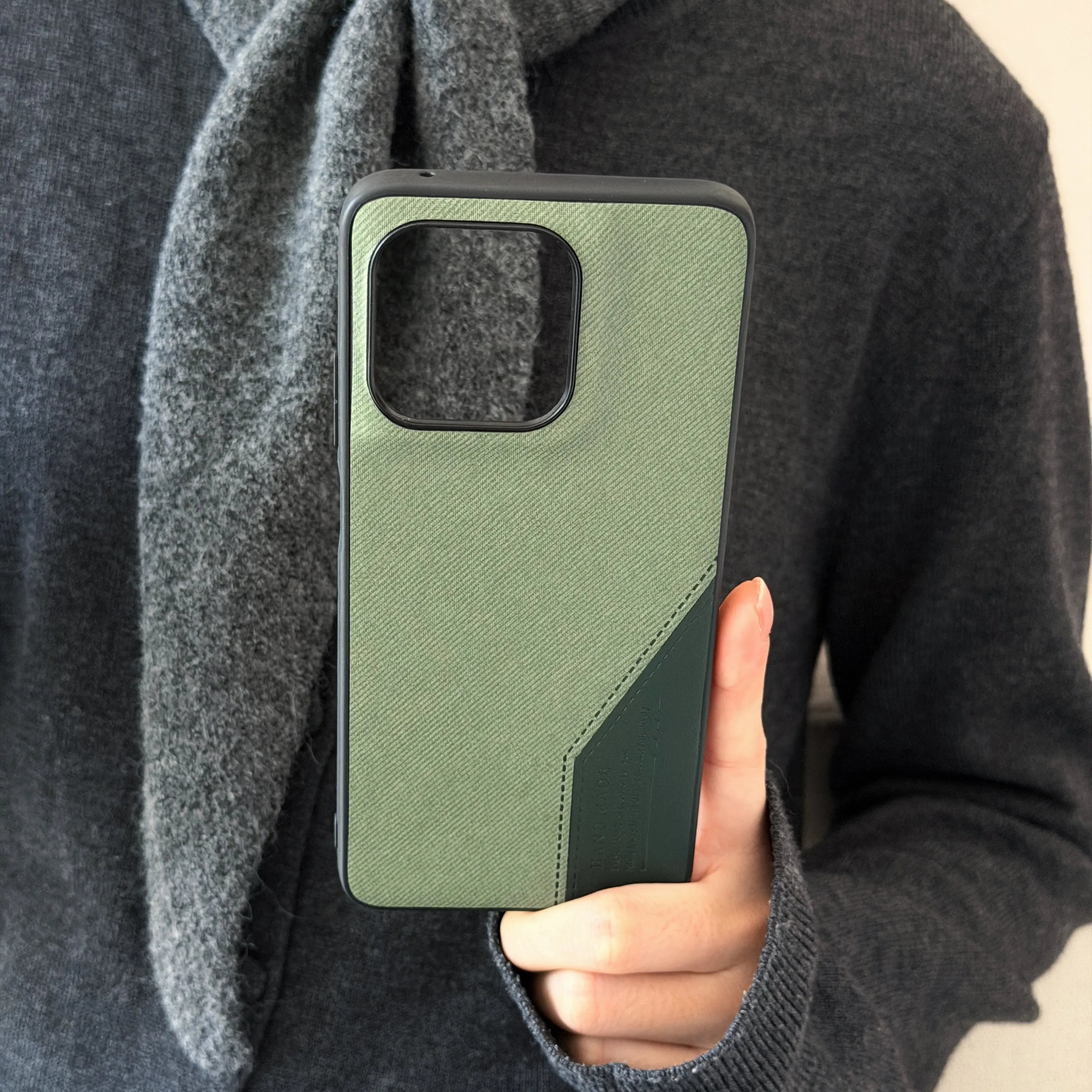 Slim Splicing Fabric Case with Magnetic Wireless Charging and Shockproof Design