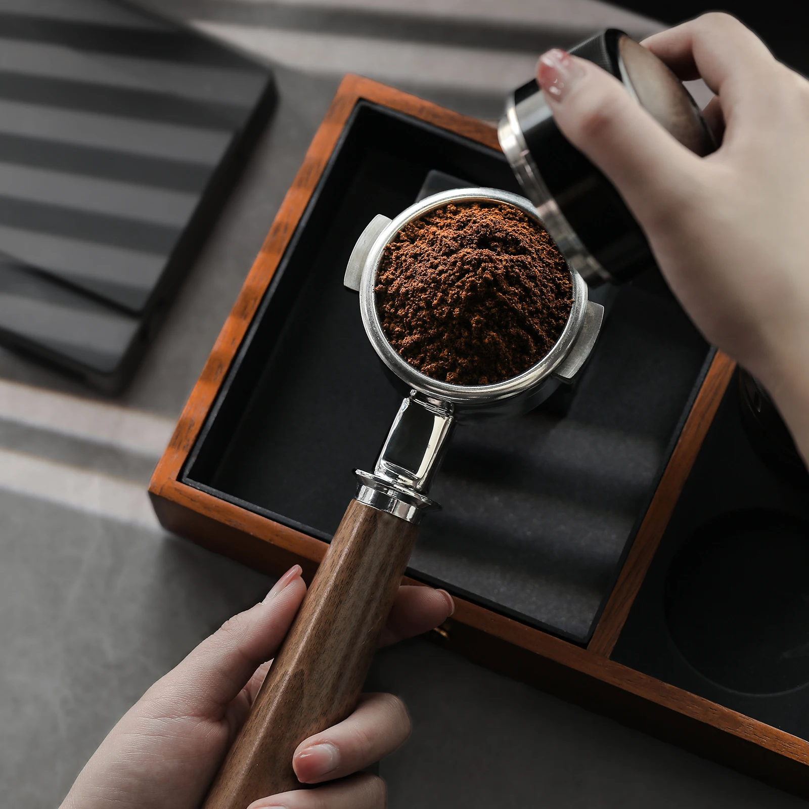 MHW-3BOMBER فلتر القهوة بدون قاع لآلة الإسبريسو 51...