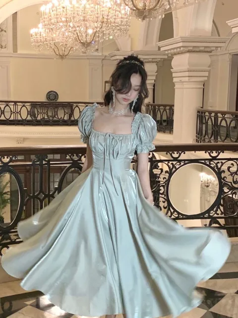 Vestido de Noite Clássico Francês para Ocasiões Especiais 3 Vestido de Noite Francês Vintage