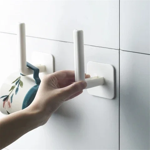 

1 pcs kitchen self-adhesive accessories paper roll holder towel rack paper towel holder bathroom toilet storage rack kitchenware