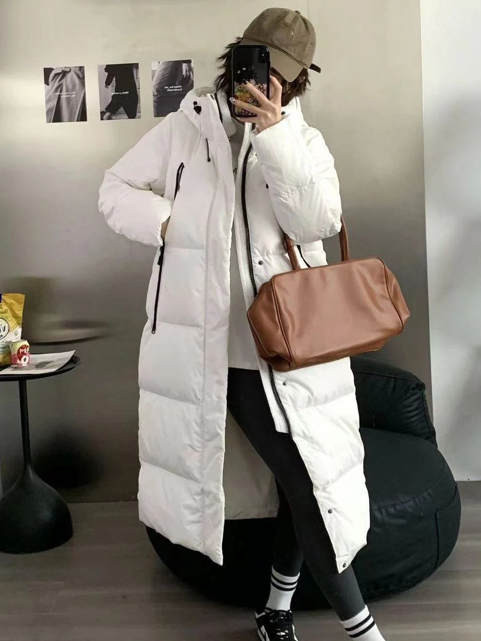 Рисунок 6 - Парная длинная пуховая куртка с