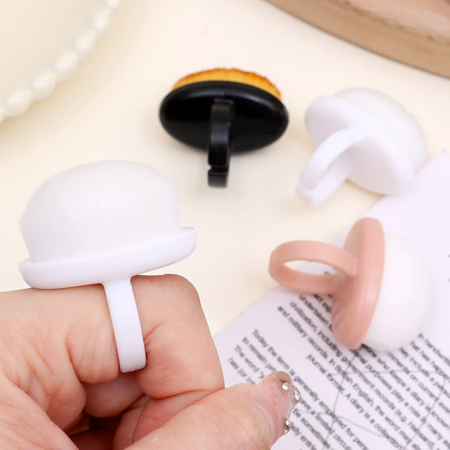 Ring-shaped Nail Cleaning Brush 10PCS Soft Plastic Manicure Pedicure Clean Accessories Tools Nail Art Brushes