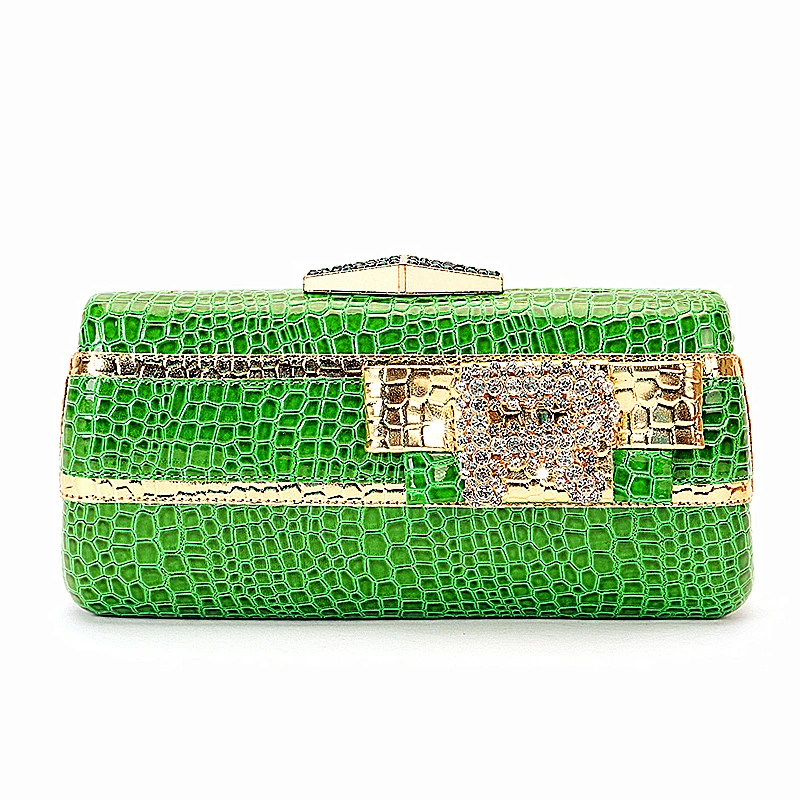 

Women Italian Design Fashion Diamond Crystal Wallet Wholesale for Wedding Party Ceremonies Hand Grasping Gold and Silver Yellow