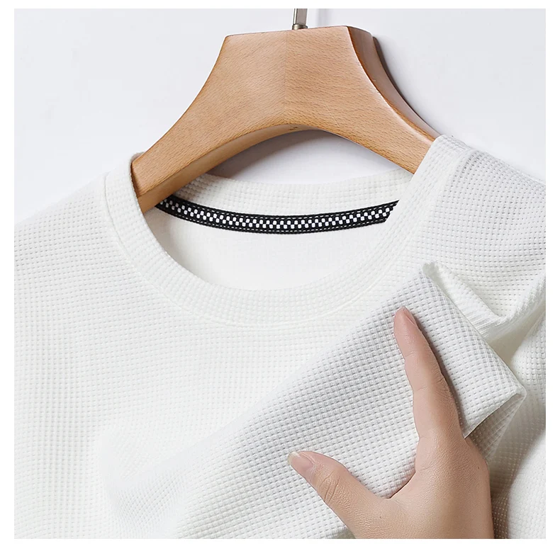 PlatiNum Summer Waffle T-shirt material close-up