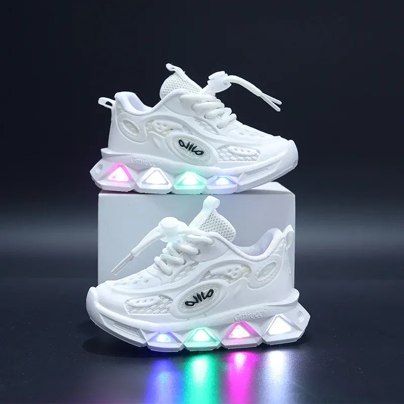 Baby Shoes2023 Spring Autumn New Boys and Girls Light Up Clunky Sneaker Small and Medium-sized Children's Soft Soled Baby Shoes