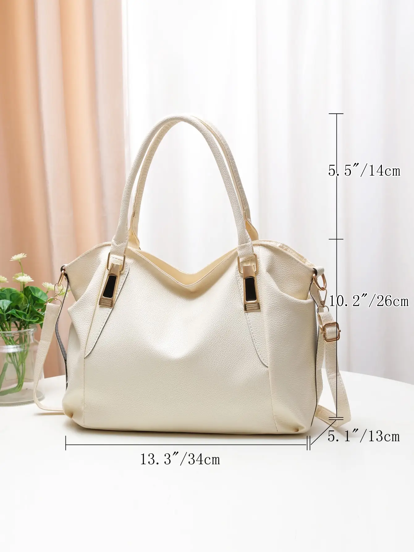 حقيبة كتف نسائية كاجوال وعصرية بلون سادة وناعمة ذا...