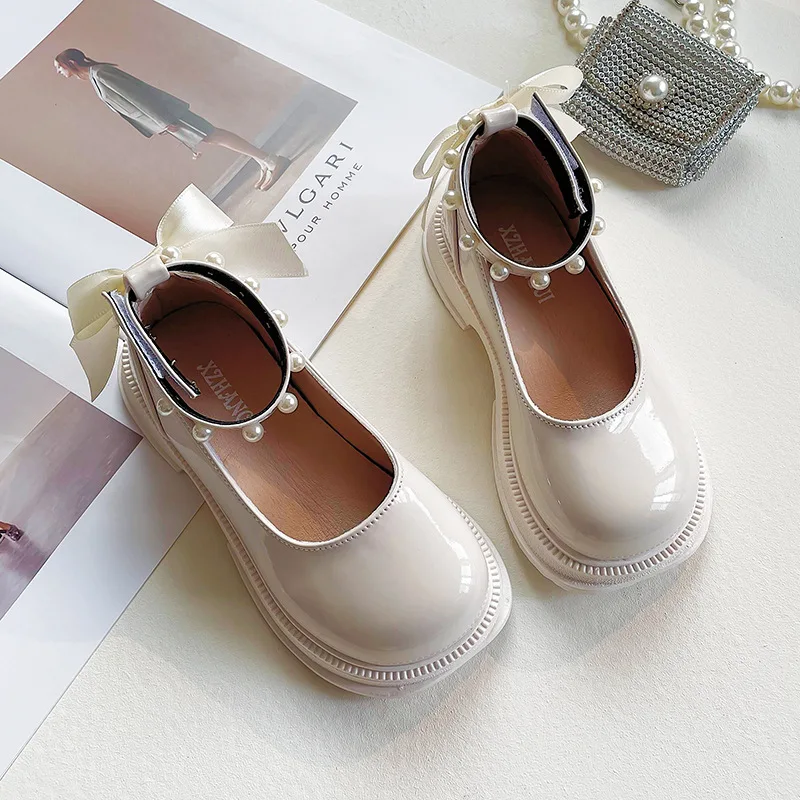 Small Pearl Leather Shoes for Girls, Soft Soles for Children Match The New Female Princess Shoes Spring and Autumn