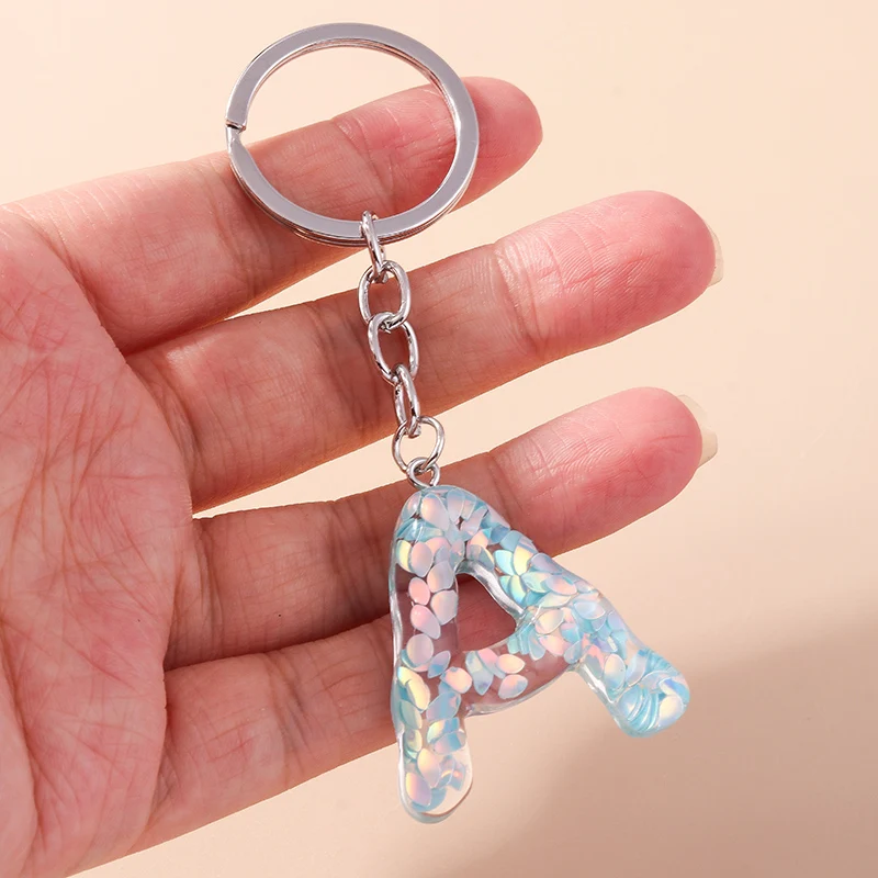 Modischer Bunter 26-Buchstaben-Alphabet-Schlüsselanhänger für Autoschlüssel Souvenir-Geschenke für Frauen Männer Handtaschenanhänger Schlüsselringe DIY-Accessoires – Detail 2