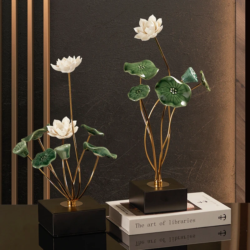 

Light luxury, high-end lotus ornaments, warm housewarming, housewarming, new home gifts, new Chinese living room partitions, hom