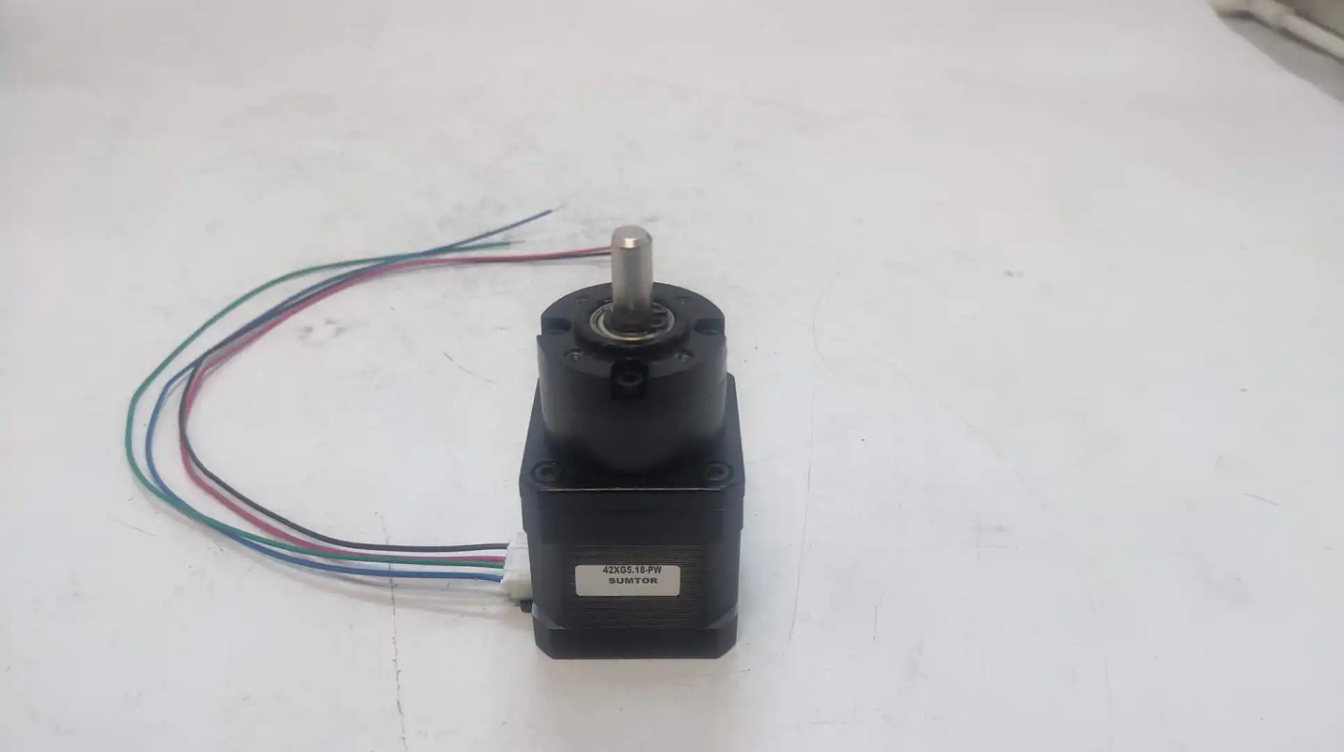 

Редуктор 42HB40PXX518R-TK0, малоскоростной зубчатый двигатель