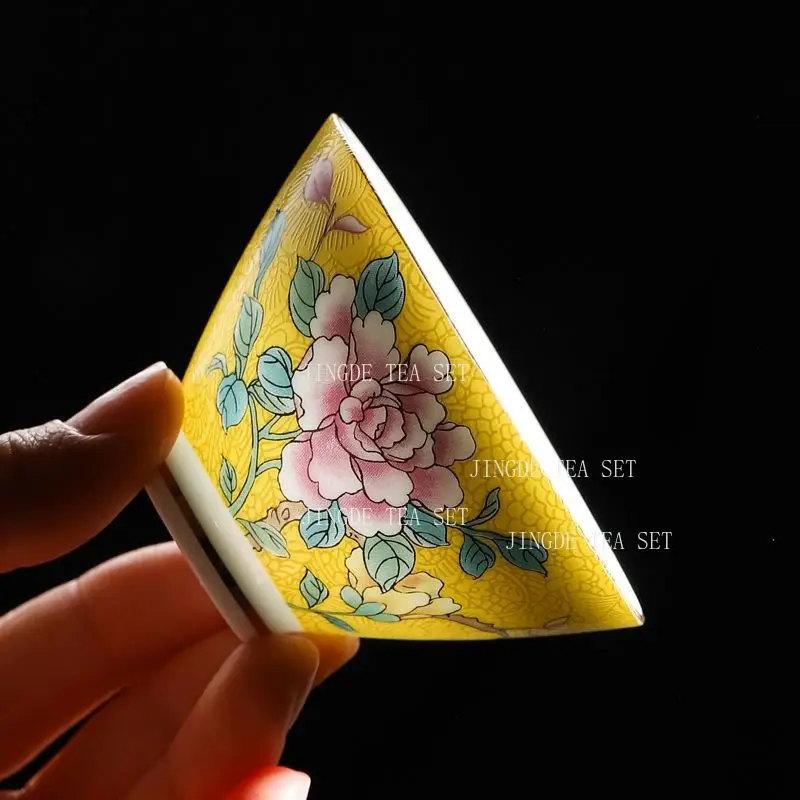 1pcs Jingdezhen Plum Blossom Small Capacity Tea Cup Home Owner's Tea Cup Chinese Style Tea Bowl Kung Fu Drinking Utensils