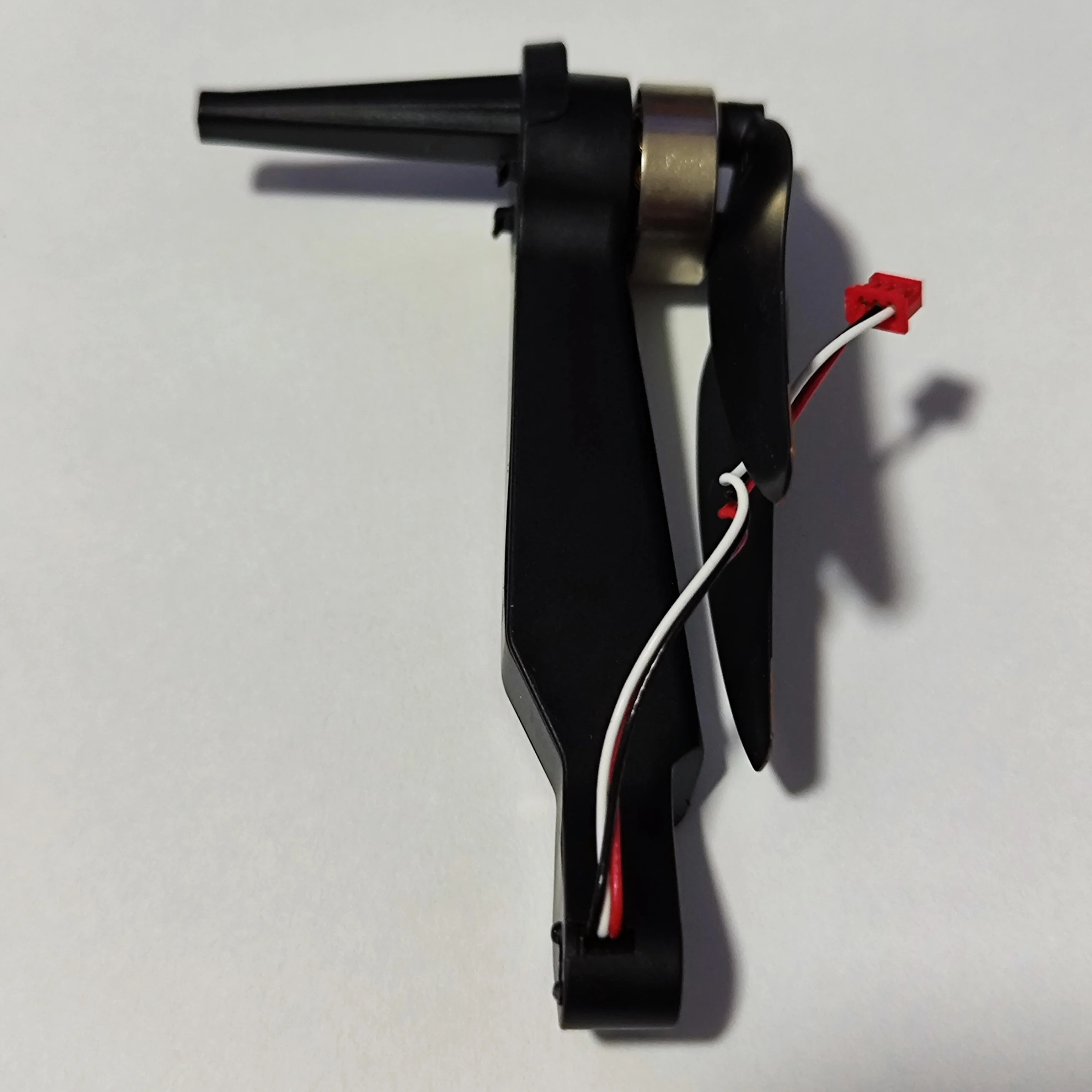 

Новинка S91 Радиоуправляемый складной Дрон с бесщеточным двигателем запасные части передний левый моторный рычаг с лопастным пропеллером для дрона S91 EVO