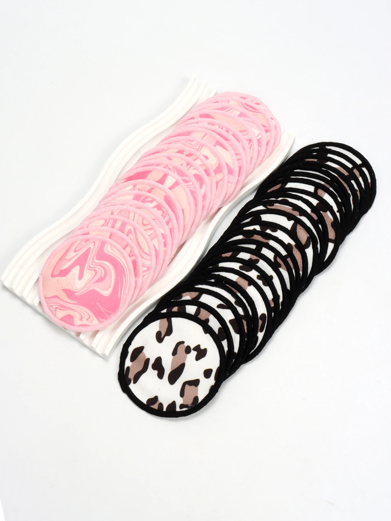 Printed Bamboo Fiber Makeup Remover Pads 6/12/24 Pieces Made of a Blend of Fiber Extracted from Natural Bamboo and Polyester, I 4
