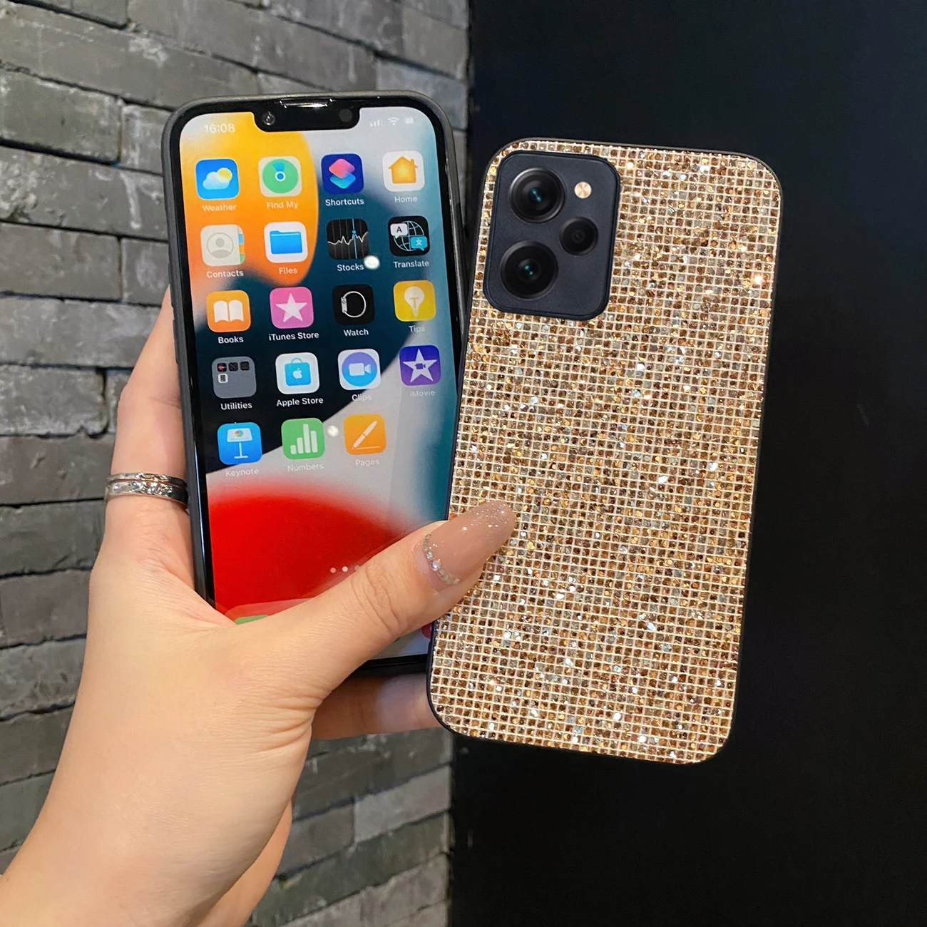 Luxury Shiny Gold Grid Pattern Fashion TPU Shockproof Glitter Phone Case