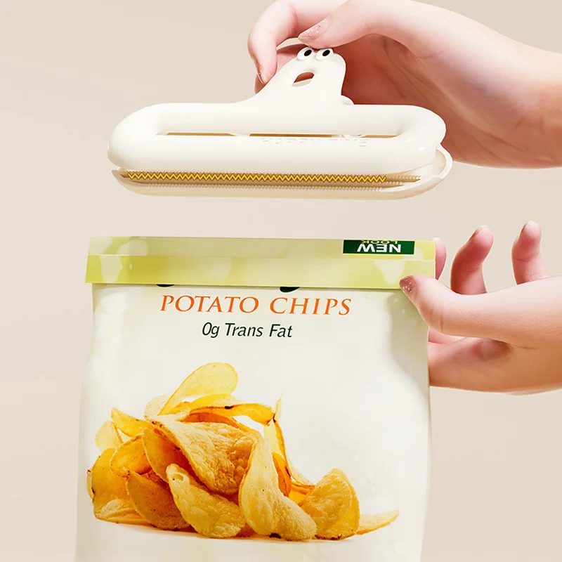 Cartoon Sealing Clip Moisture-proof Snack Fixed Clip Home Daily Food Storage Bag Sealed Clips Household Fresh Keeping Sealer