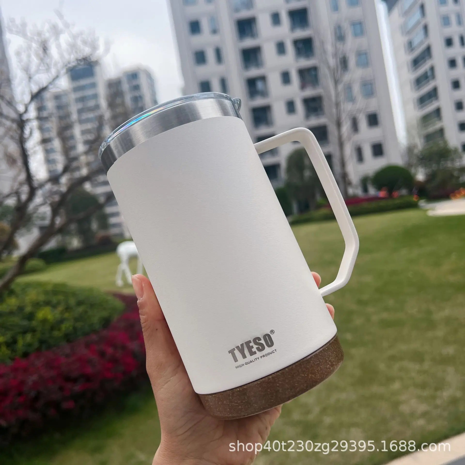 https://ae01.alicdn.com/kf/S13a7015d33ee42fa807cbf127135eae23/530ml-710ml-Stainless-Steel-Coffee-Cup-Leak-Proof-Non-Slip-Mug-Water-Bottle-Business-Office-Insulation.jpg