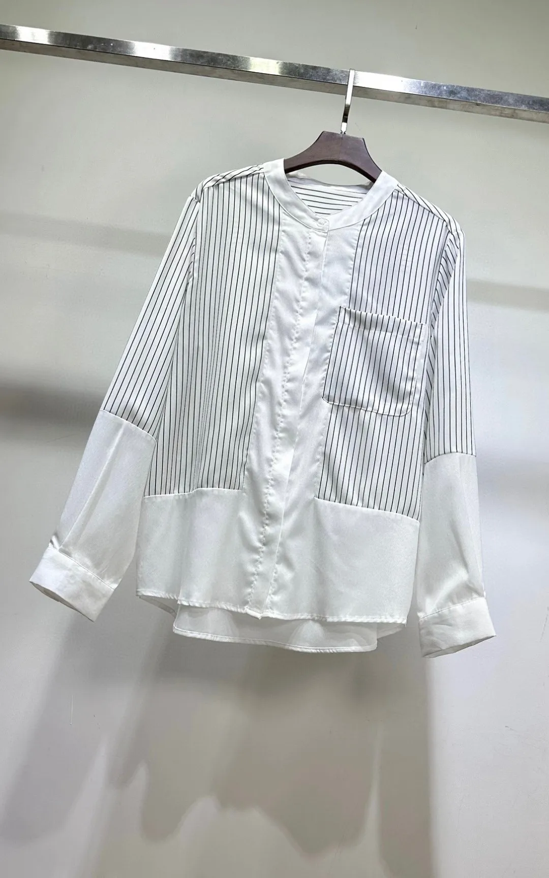 

stand collar striped patchwork shirt0325