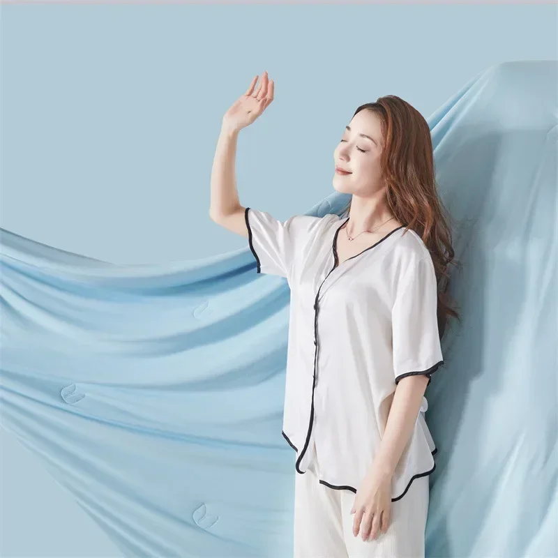 1pcAdvanced cooling sensation, machine washable water, antibacterial air conditioning, thin blankets, single and double blankets