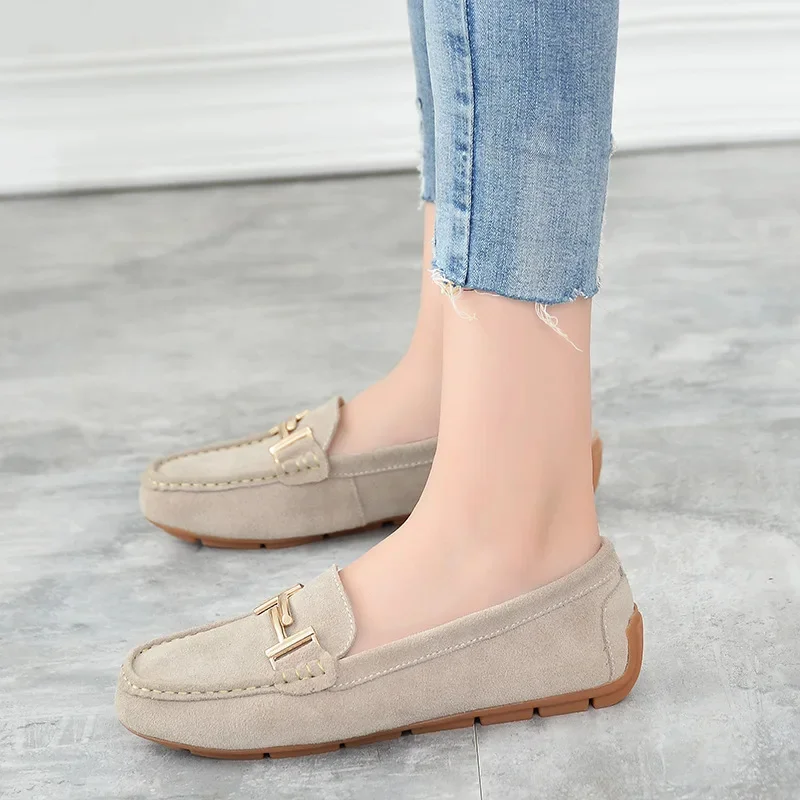 

2023 New Women Moccasins Flats Ladies Slip-on Casual Shoes Driving Shoes Quality Soft Genuine Leather Flat Shoes Plus Size 44