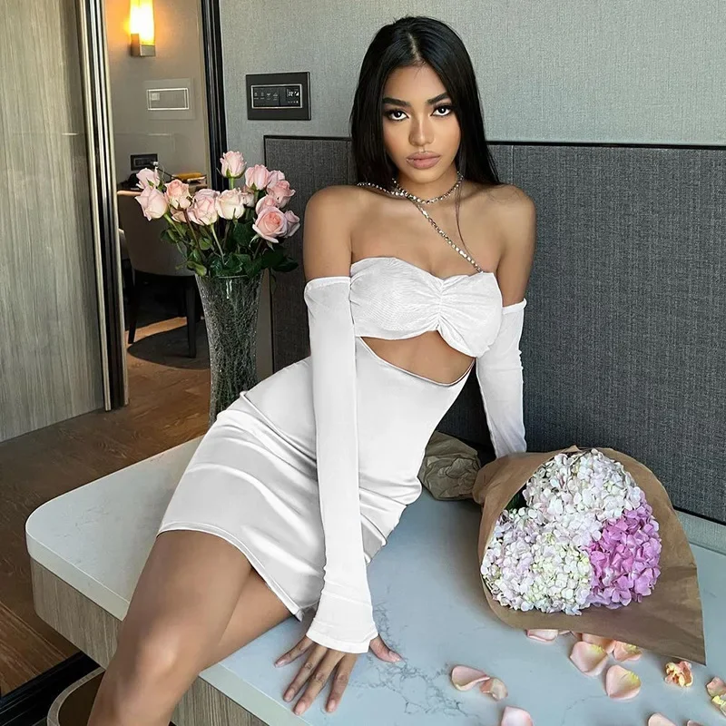 

Glitter Diamond Chain Hollow Out Mini Dress For Women Autumn New Shiny Strapless Ruched Short Party Dress Vestido Sexy Dress