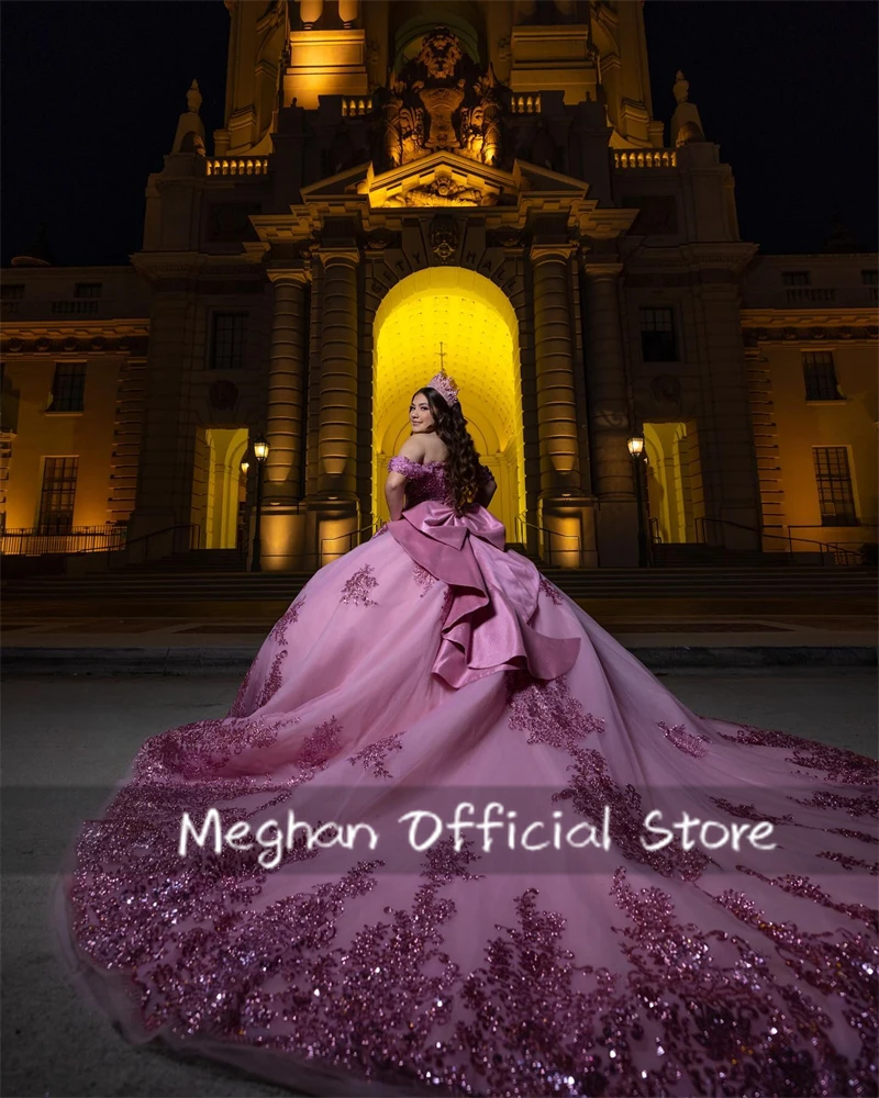 Pink Off Shoulder Bow Quinceanera Dress Ball Gown Bead Appliques Birthday Luxury Dress Sequin Graduation Gown Customized