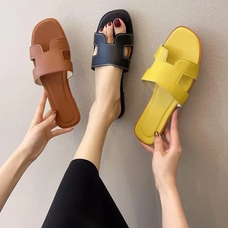 Summer Women's Slippers Roman Fashion Flat Sandals Soft Sole Light Shoes Female Breathable Flat Bottomed Slippers