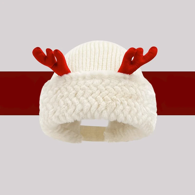 BeQeuewll Women Antler Christmas Beanie Soft Cute Knitted Hats Winter Warm Caps for Streetwear Clothing Accessory