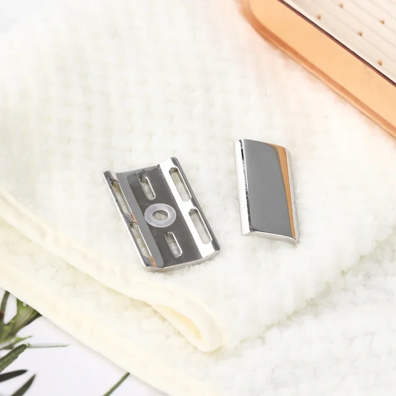 YAQI Ghost 70SP 남성용 0.7mm 블레이드 간격이있는 전문 안전 면도기 헤드 경량 스테인레스 스틸 광택 면도기 헤드