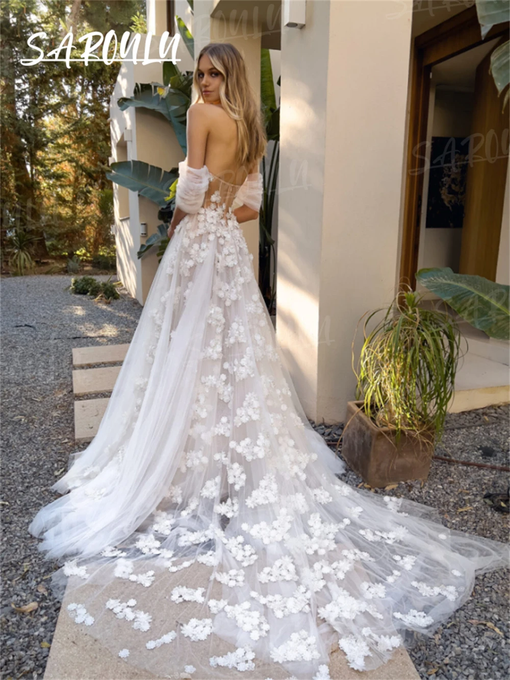 Рисунок 2 - Романтичное свадебное платье с