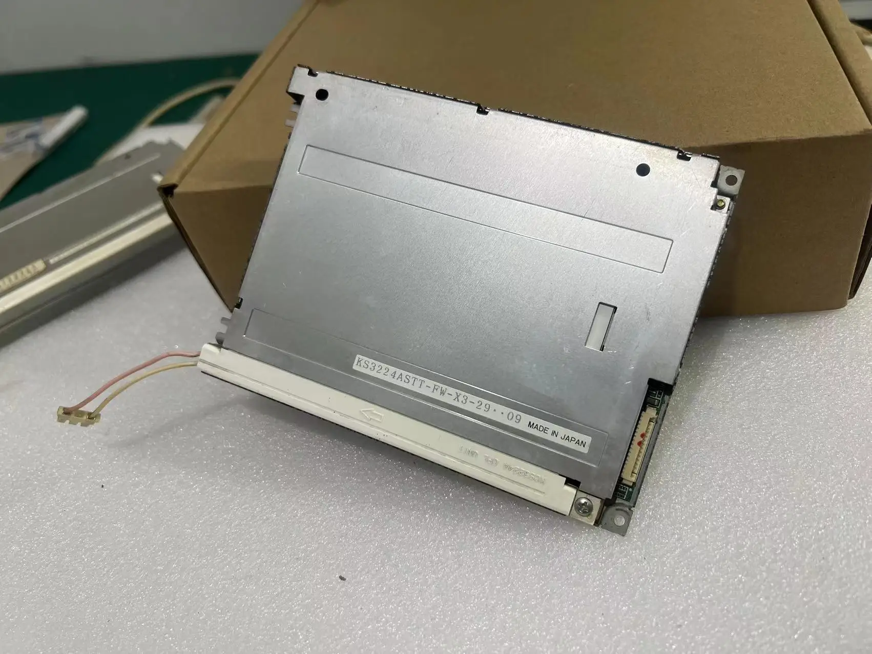 Original industrial display LCD screen KHS057QV1CJ-G01 KS3224ASTT-FW-X3 KCS3224ASTT-X8 KCS057QV1AJ-G23