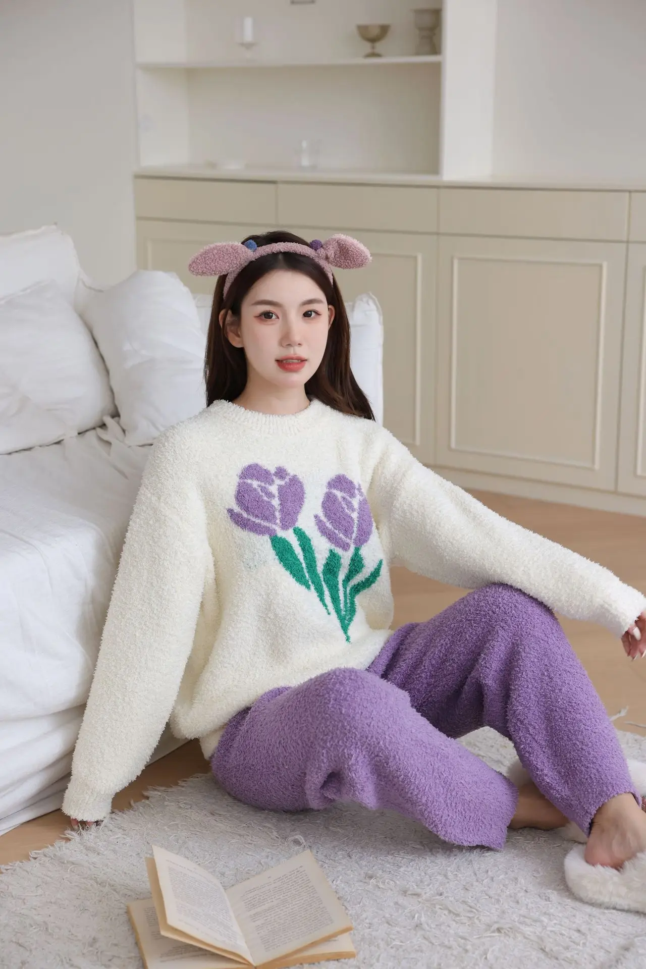 Half edge plush pajamas for women in winter, thickened and plush for warmth, autumn and winter, soft and cozy home clothing
