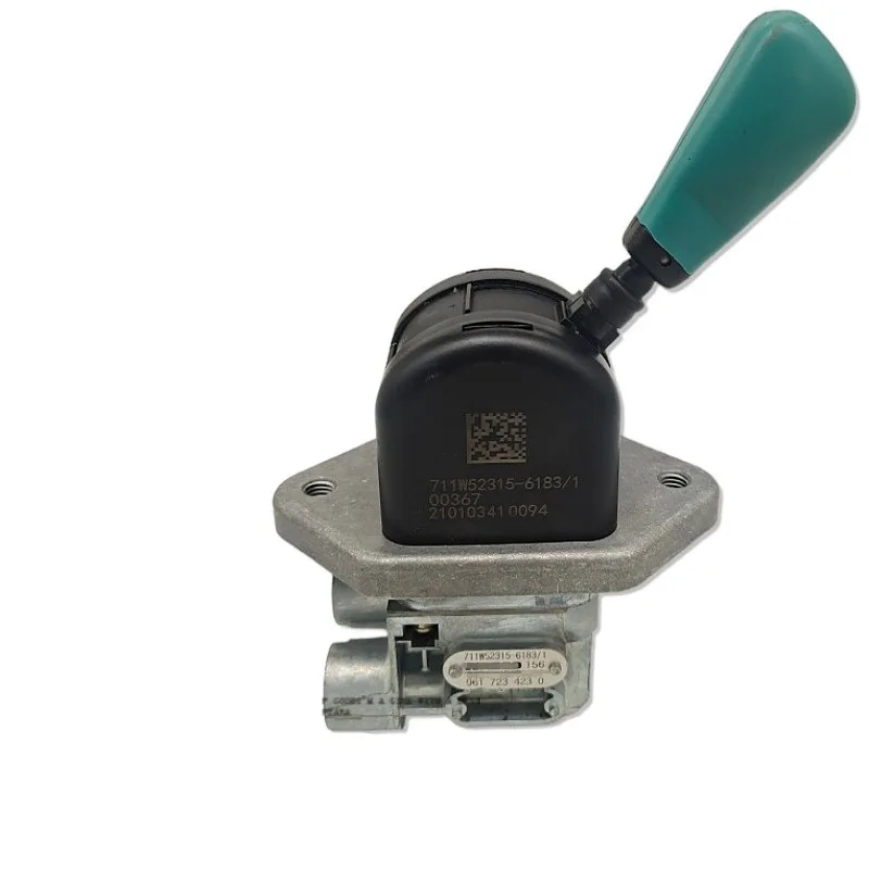 711W52315-6183 Trailer Handbrake Valve For SINOTRUK Howo T5G SITRAK C7H Control Valve Truck Parts