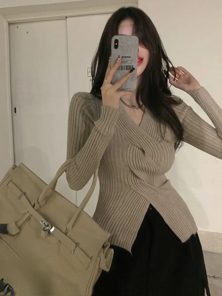 

Y2k Sexy Khaki Sweater Women's Clothing V-neck All Match Tunic Pull Femme Fashion Irregular Knitted Pullovers Tops Sueter Mujer