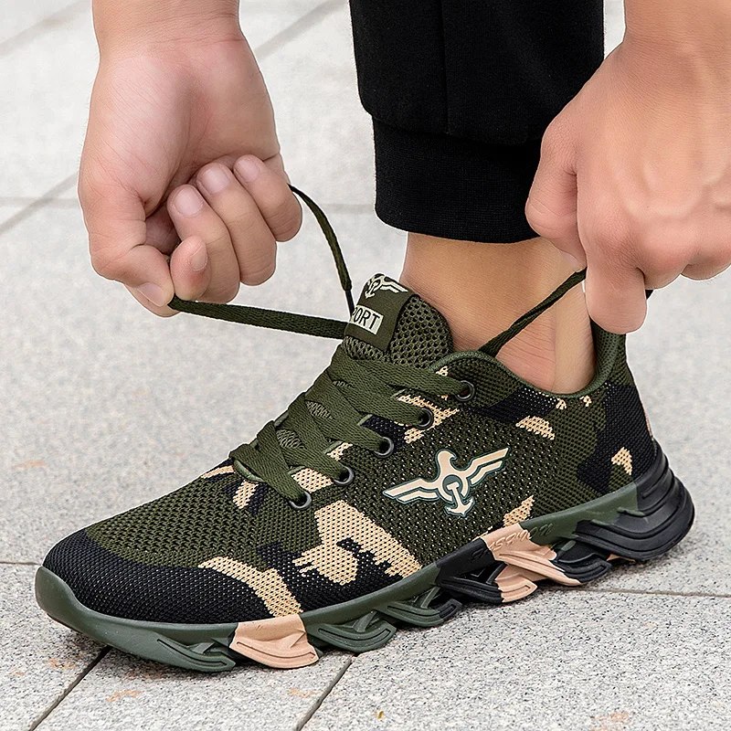 

Air Mesh Men Hiking Shoes Breathable Tactical Combat Army Boots Women Desert Training Sneakers Outdoor Anti-Slip Trekking Shoes