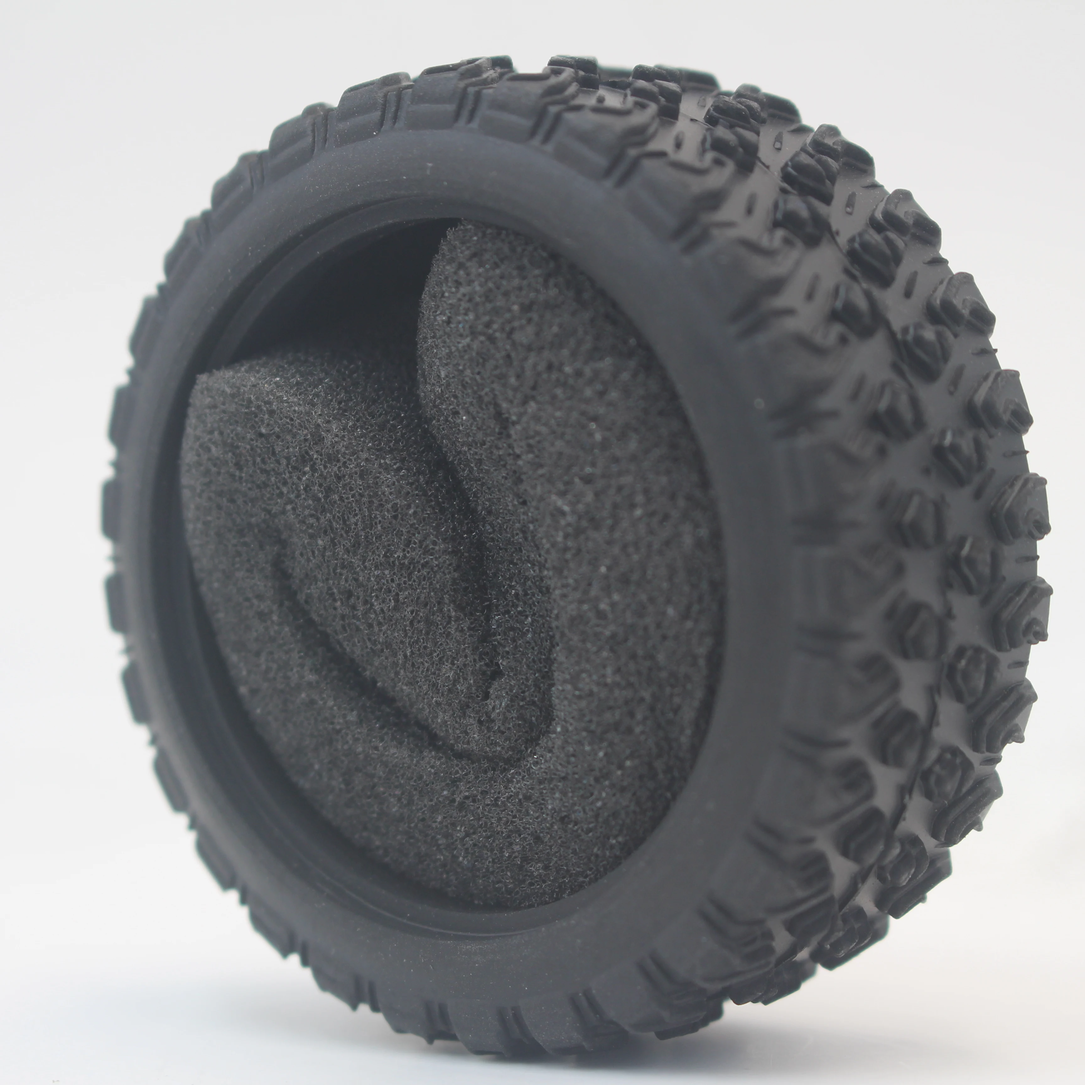 4 Pneumatici Da Rally Per Auto RC 1/18 – Diametro 32mm, Cerchi In PVC – Ricambio Per Modellismo Fai Da Te - 3