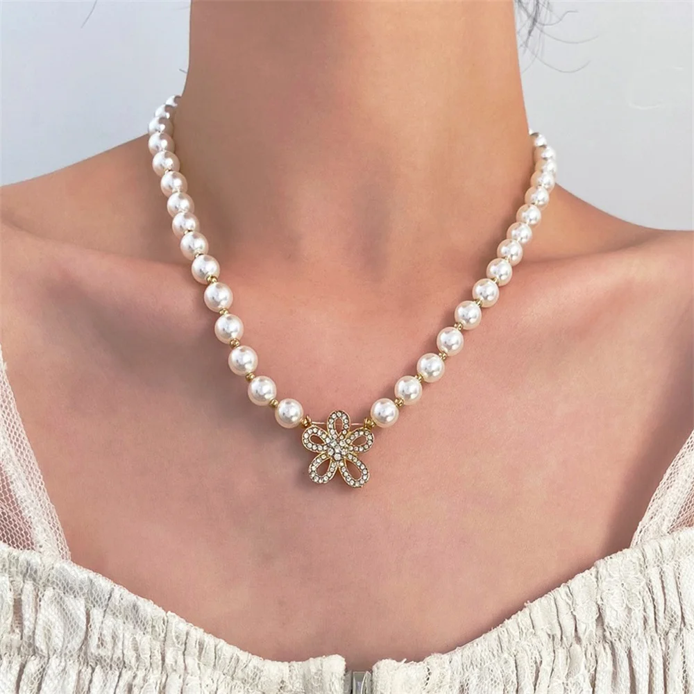 

Delicate Pearl Flower Necklace for Women Girls Fashion Rhinestone Flower Charm Choker Necklace DIY Jewelry Accessories Gift 2023